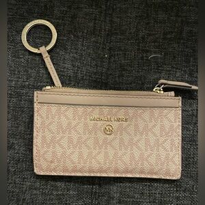 Micheal Kors wristlist